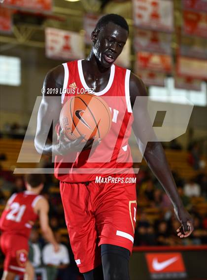 Thumbnail 2 in Foothills Christian vs. Orange Lutheran (Nike Extravaganza) photogallery.