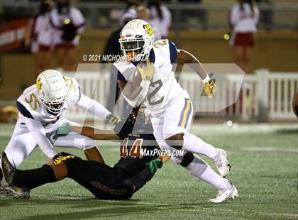 Thumbnail 1 in Warren vs. Downey photogallery.