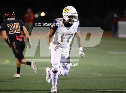 Thumbnail 1 in Warren vs. Downey photogallery.