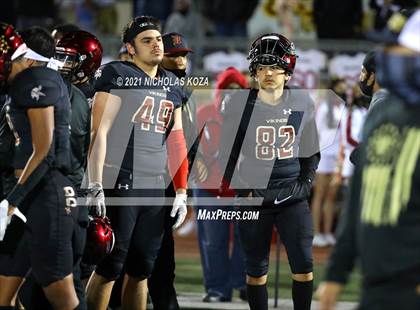 Thumbnail 2 in Warren vs. Downey photogallery.