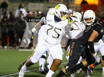 Thumbnail 3 in Warren vs. Downey photogallery.