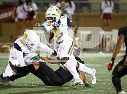 Thumbnail 2 in Warren vs. Downey photogallery.
