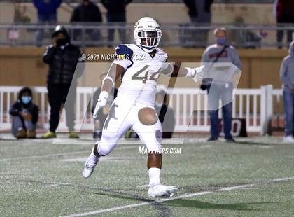 Thumbnail 3 in Warren vs. Downey photogallery.