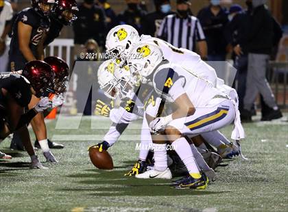 Thumbnail 1 in Warren vs. Downey photogallery.