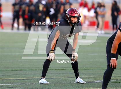 Thumbnail 2 in Warren vs. Downey photogallery.