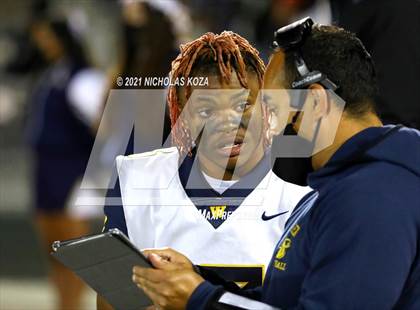 Thumbnail 3 in Warren vs. Downey photogallery.