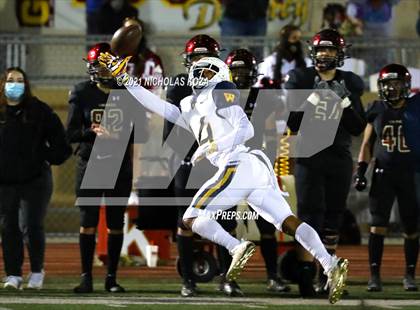 Thumbnail 2 in Warren vs. Downey photogallery.