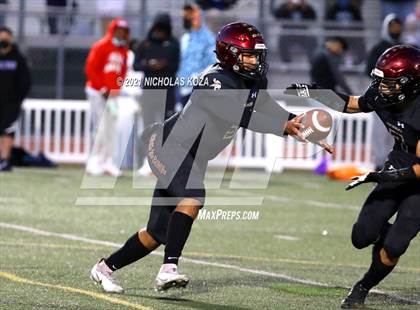 Thumbnail 2 in Warren vs. Downey photogallery.