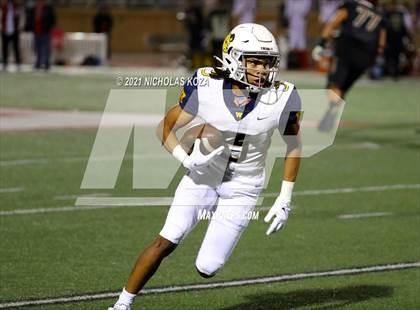 Thumbnail 2 in Warren vs. Downey photogallery.
