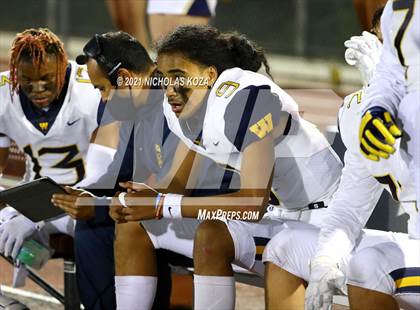 Thumbnail 2 in Warren vs. Downey photogallery.