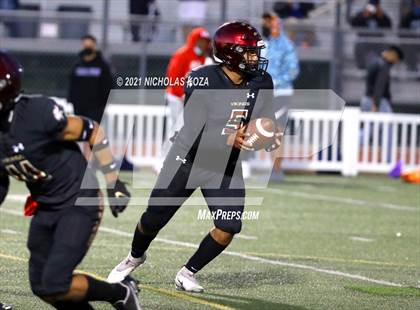 Thumbnail 1 in Warren vs. Downey photogallery.