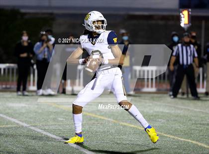 Thumbnail 2 in Warren vs. Downey photogallery.