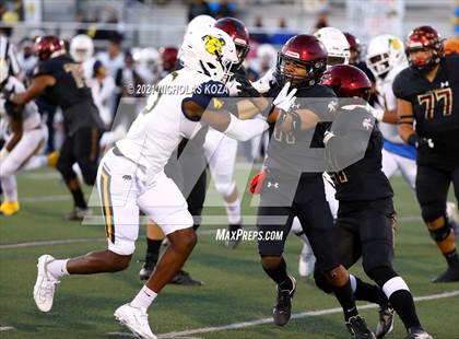 Thumbnail 1 in Warren vs. Downey photogallery.