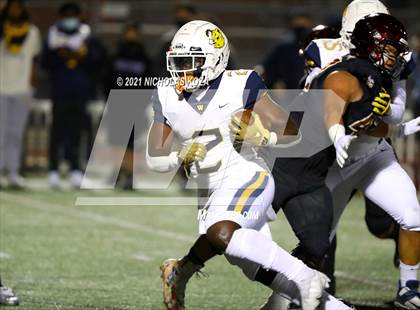 Thumbnail 2 in Warren vs. Downey photogallery.