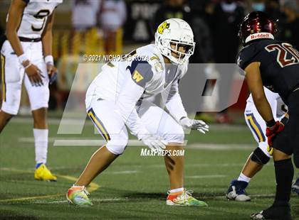 Thumbnail 3 in Warren vs. Downey photogallery.
