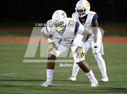 Thumbnail 1 in Warren vs. Downey photogallery.