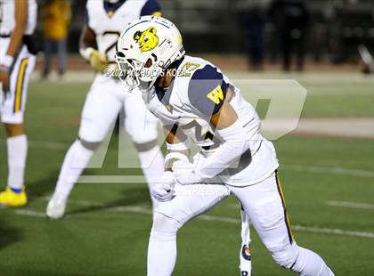 Thumbnail 2 in Warren vs. Downey photogallery.