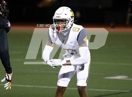 Thumbnail 3 in Warren vs. Downey photogallery.