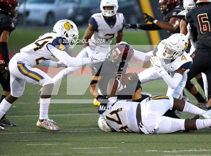 Thumbnail 2 in Warren vs. Downey photogallery.