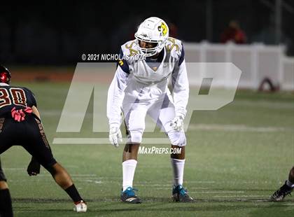 Thumbnail 3 in Warren vs. Downey photogallery.