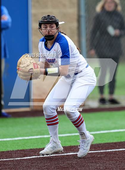 Thumbnail 2 in Worthington Kilbourne @ Olentangy Orange photogallery.