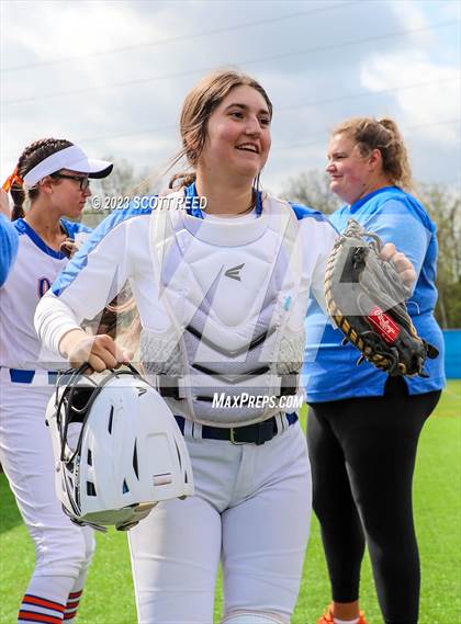 Thumbnail 2 in Worthington Kilbourne @ Olentangy Orange photogallery.