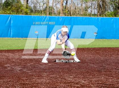 Thumbnail 2 in Worthington Kilbourne @ Olentangy Orange photogallery.