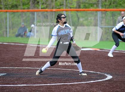 Thumbnail 3 in Worthington Kilbourne @ Olentangy Orange photogallery.