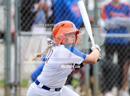 Thumbnail 3 in Worthington Kilbourne @ Olentangy Orange photogallery.