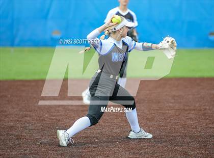 Thumbnail 2 in Worthington Kilbourne @ Olentangy Orange photogallery.