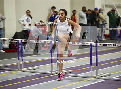 Thumbnail 2 in Indiana Runner Indoor Open photogallery.