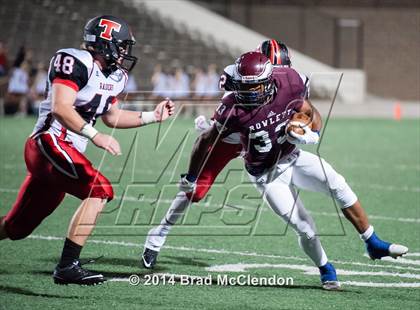 Thumbnail 1 in Lee vs Rowlett photogallery.