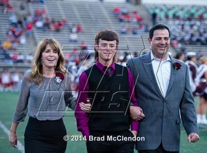 Thumbnail 2 in Lee vs Rowlett photogallery.