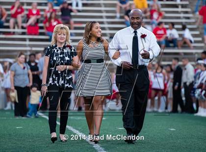 Thumbnail 2 in Lee vs Rowlett photogallery.