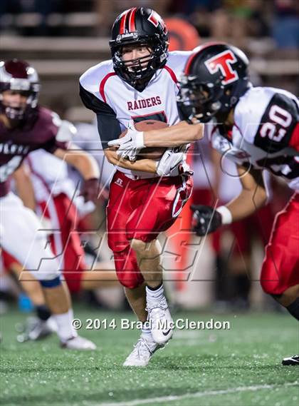 Thumbnail 1 in Lee vs Rowlett photogallery.