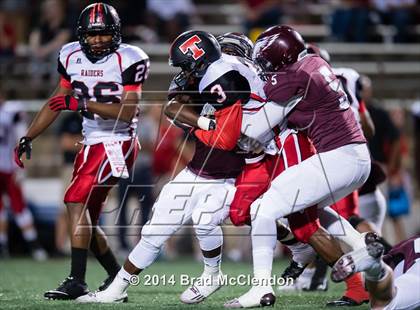 Thumbnail 1 in Lee vs Rowlett photogallery.