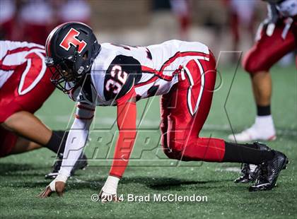 Thumbnail 2 in Lee vs Rowlett photogallery.