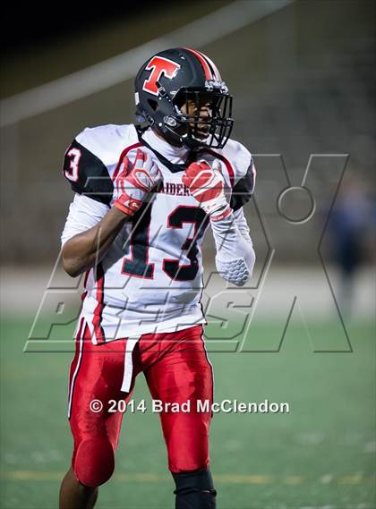Thumbnail 1 in Lee vs Rowlett photogallery.