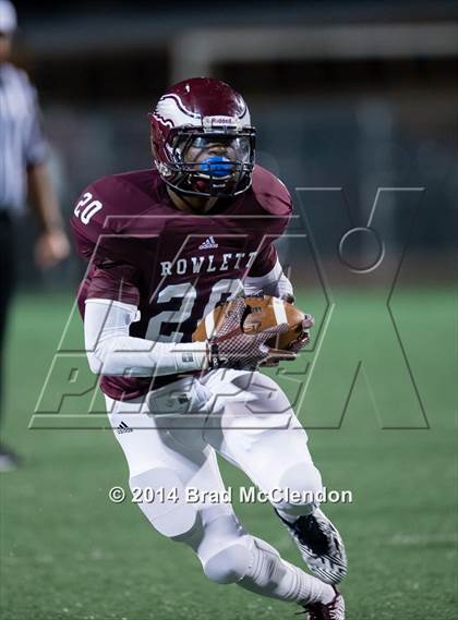 Thumbnail 1 in Lee vs Rowlett photogallery.