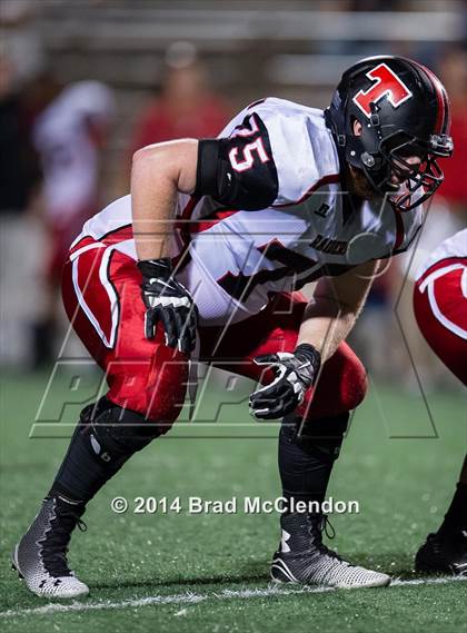 Thumbnail 3 in Lee vs Rowlett photogallery.