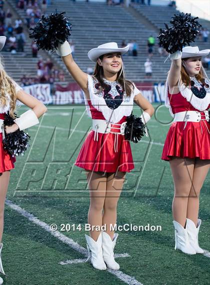 Thumbnail 1 in Lee vs Rowlett photogallery.