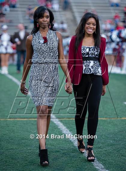 Thumbnail 3 in Lee vs Rowlett photogallery.