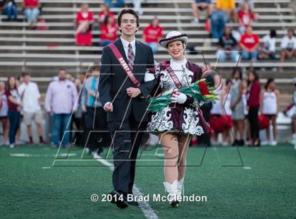 Thumbnail 3 in Lee vs Rowlett photogallery.