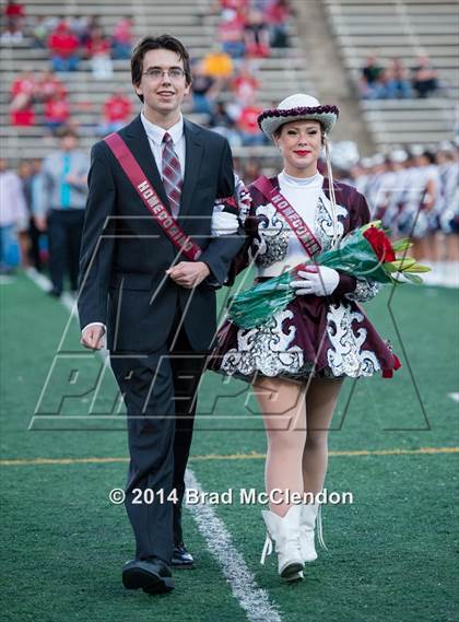 Thumbnail 1 in Lee vs Rowlett photogallery.
