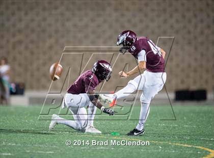 Thumbnail 2 in Lee vs Rowlett photogallery.