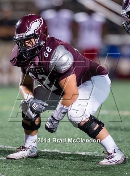 Thumbnail 3 in Lee vs Rowlett photogallery.