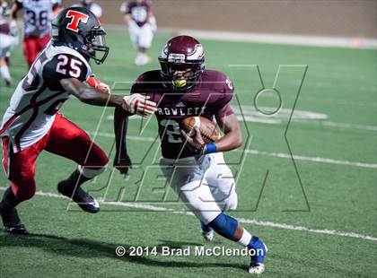 Thumbnail 2 in Lee vs Rowlett photogallery.