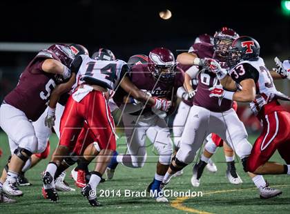Thumbnail 2 in Lee vs Rowlett photogallery.