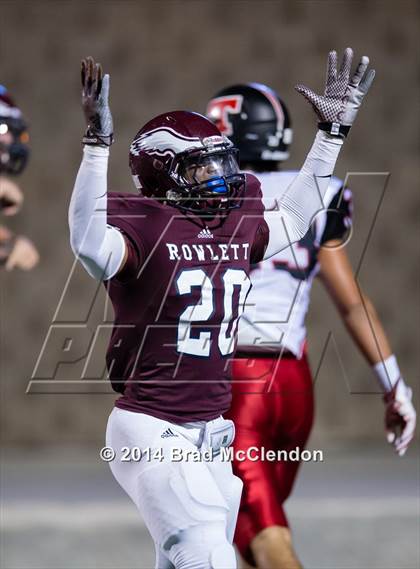 Thumbnail 1 in Lee vs Rowlett photogallery.