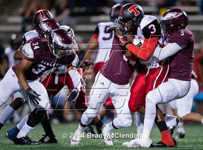 Thumbnail 2 in Lee vs Rowlett photogallery.